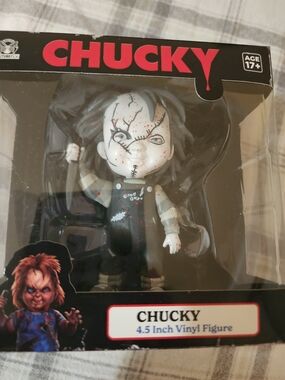 Chucky 4.5" Vinyl Figure - White & Black